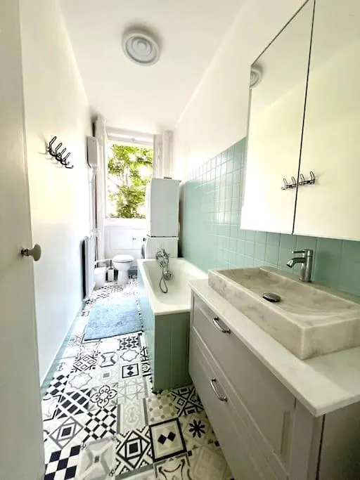 Apartment Grand Appartement Dans Paris 8 Couchages
