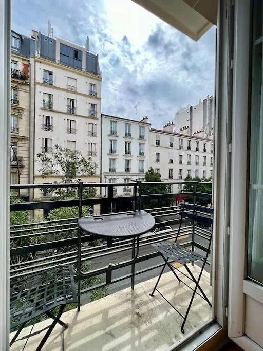 Grand Appartement Dans Paris 8 Couchages