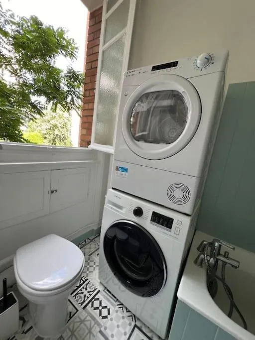 Apartment Grand Appartement Dans Paris 8 Couchages